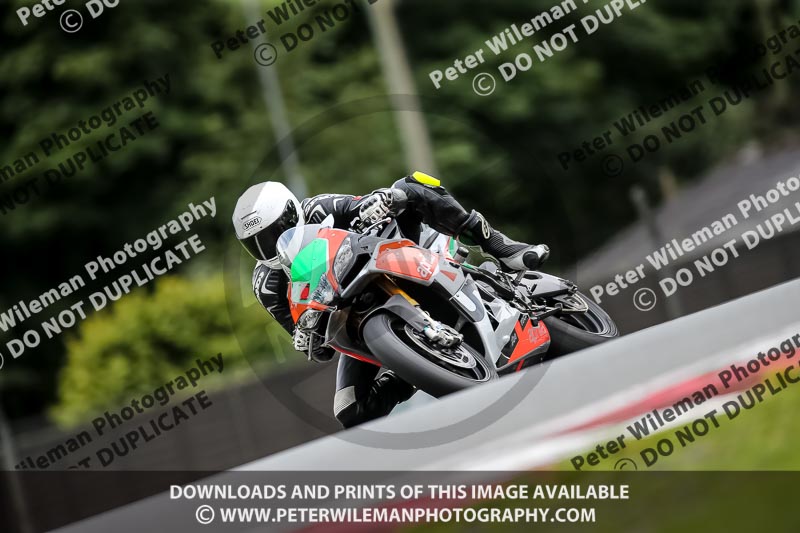 PJM Photography;anglesey;brands hatch;cadwell park;croft;donington park;enduro digital images;event digital images;eventdigitalimages;mallory;no limits;oulton park;peter wileman photography;racing digital images;silverstone;snetterton;trackday digital images;trackday photos;vmcc banbury run;welsh 2 day enduro